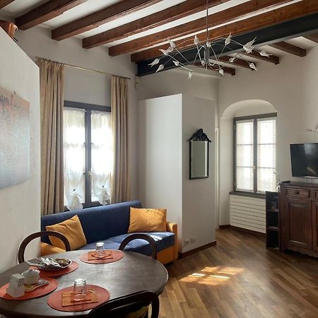 Bella Ciao Old Town Apartment Bergamo Luaran gambar