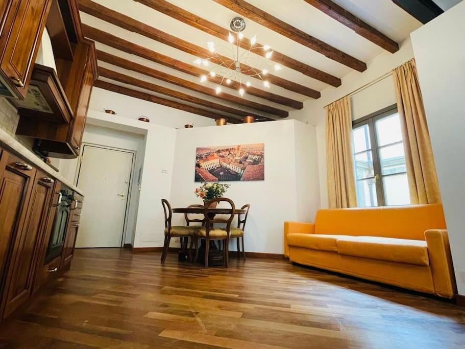Bella Ciao Old Town Apartment Bergamo Luaran gambar