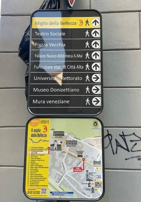 Bella Ciao Old Town Apartment Bergamo Luaran gambar